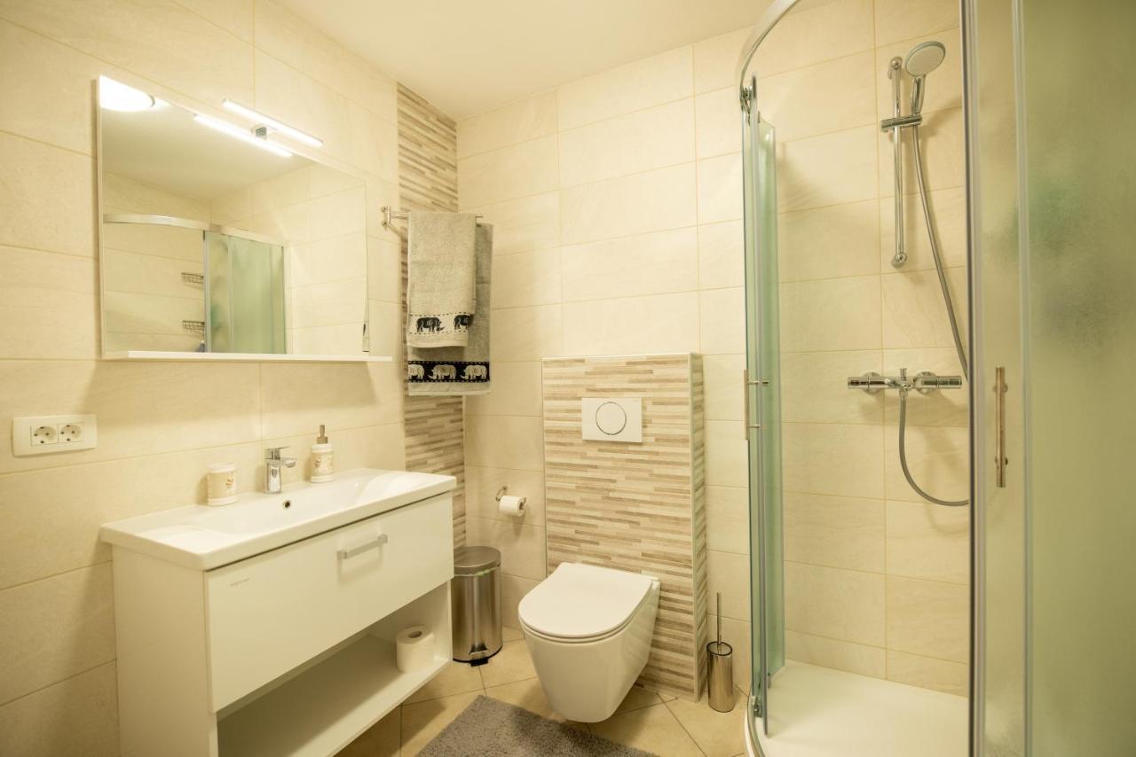 Pleasant Apartments Bled Bagian luar foto