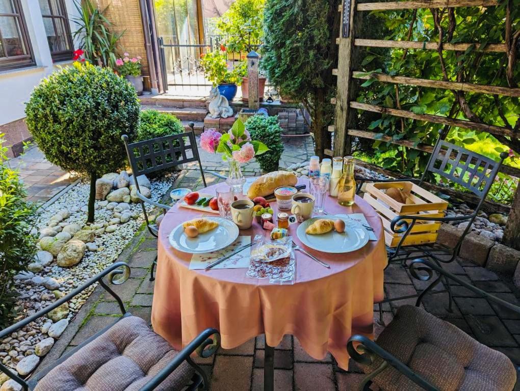 Pleasant Apartments Bled Bagian luar foto